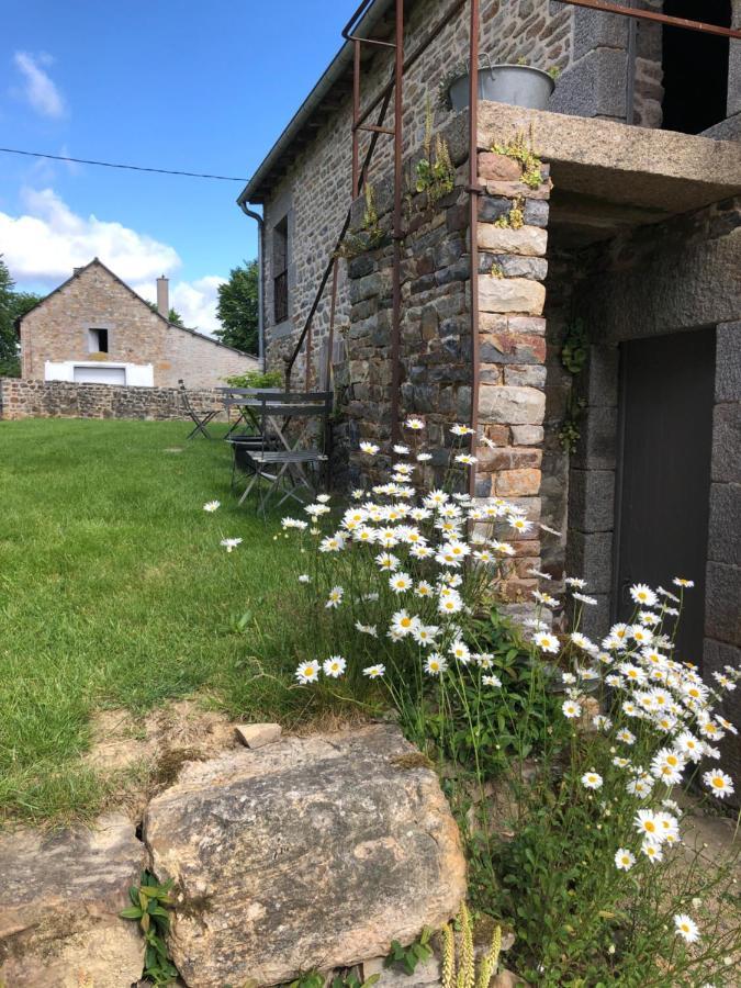 Chambre Independante Au Manoir De La Celinais Cote Cour Saint-Aubin-du-Cormier Ngoại thất bức ảnh